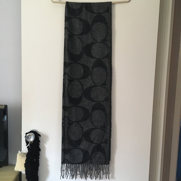 COACH 100% Cashmere C Logo Print Dark Grey + Light Grey Fringed Scarf Mu… - Picture 2 of 4